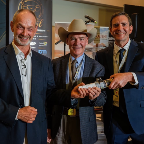 Gala Dinner 6 - WWC Secretariat handover L-R Uwe Jerathe, Jerry Cassady, Richard Saunders CROPPED
