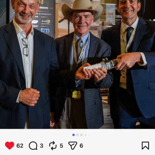 Gala Dinner 6 - WWC Secretariat handover L-R Uwe Jerathe, Jerry Cassady, Richard Saunders to crop